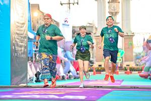 BIB: 
                            <button type="button" onclick="openModal(24885877)" class="btn btn-primary btn-sm float-right btn-popup" data-toggle="modal" data-target=".modal-high-quality">
                        <i class="fas fa-shopping-cart"></i> Add to Cart
                    </button>
                                            <button type="button" onclick="isThisMe(24885877, true)" class="btn btn-success btn-sm float-right btn-popup btn-isme hidden" data-toggle="tooltip" data-placement="bottom" title="นี่คือรูปของคุณใช่ไหม คลิกที่นี่เพื่อเอาเข้าอัลบั้ม">
                        <i class="fas fa-plus"></i> Add to album
                    </button>
                    <button type="button" onclick="isThisMe(24885877, false)" class="btn btn-warning btn-sm float-right btn-popup btn-isnotme hidden">
                        <i class="fas fa-ban"></i> Remove from album
                    </button>